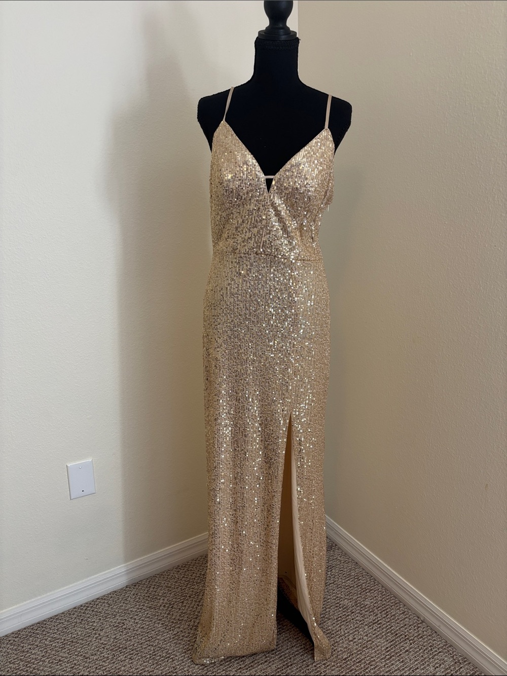 speechless long sequin dress with straps | Gold |Large